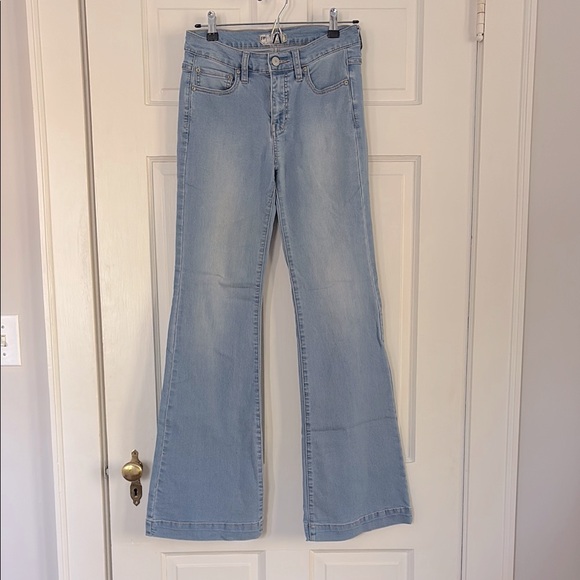 Free People flare jeans. Sz. 27 - Picture 3 of 4